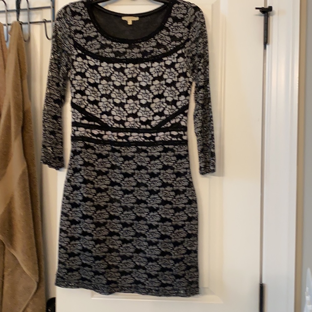 Mystree Black & Creme Tunic